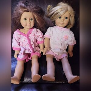 Pair Os 2008 American Girl Dolls (112)